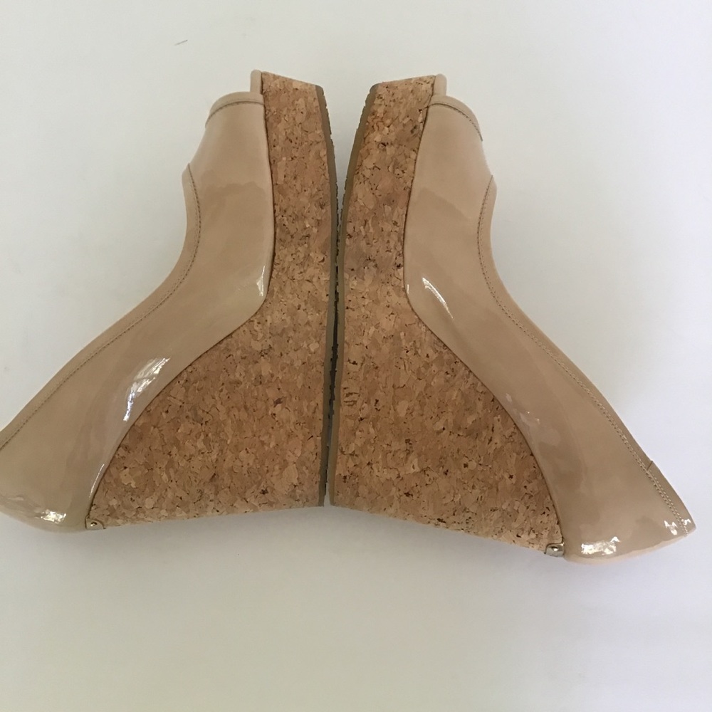 JIMMY CHOO NUDE PATENT LEATHER CORK WEDGE SIZE 10 - Picture 9 of 15